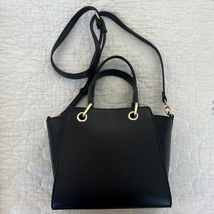 EUC F21 Black Faux Leather Purse
